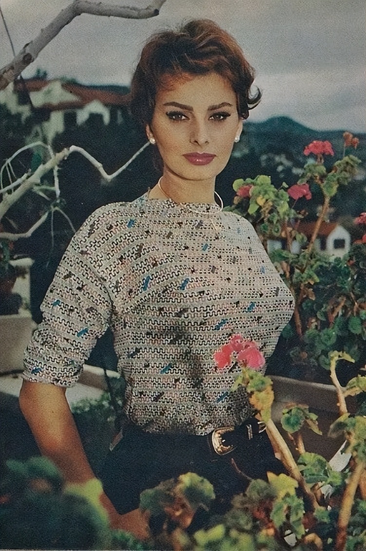 索菲亚罗兰惊艳写真照,索菲亚罗兰年轻最美的照片