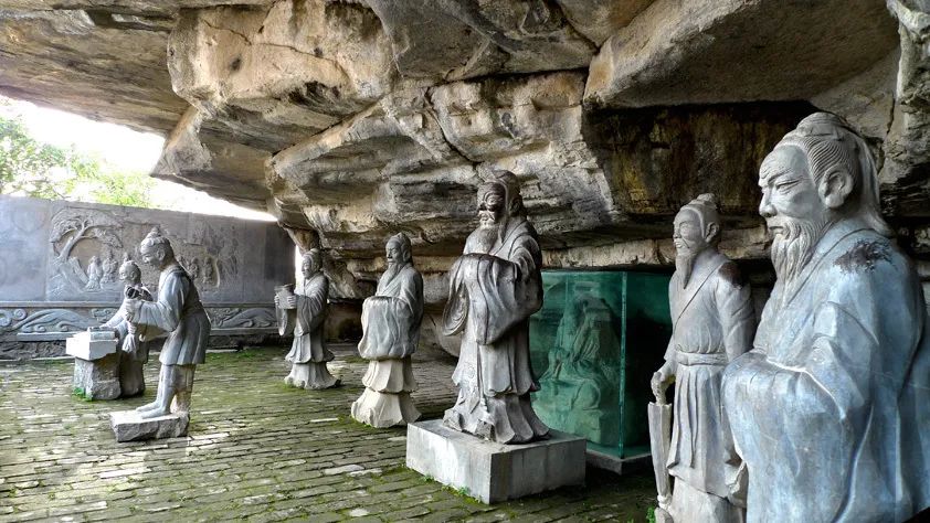 山不在高则有仙则名,山不在高有仙则名