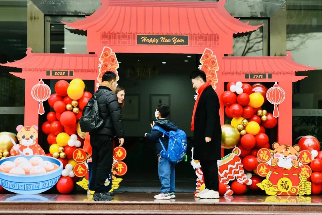 直击各地开学第一天,直击开学现场