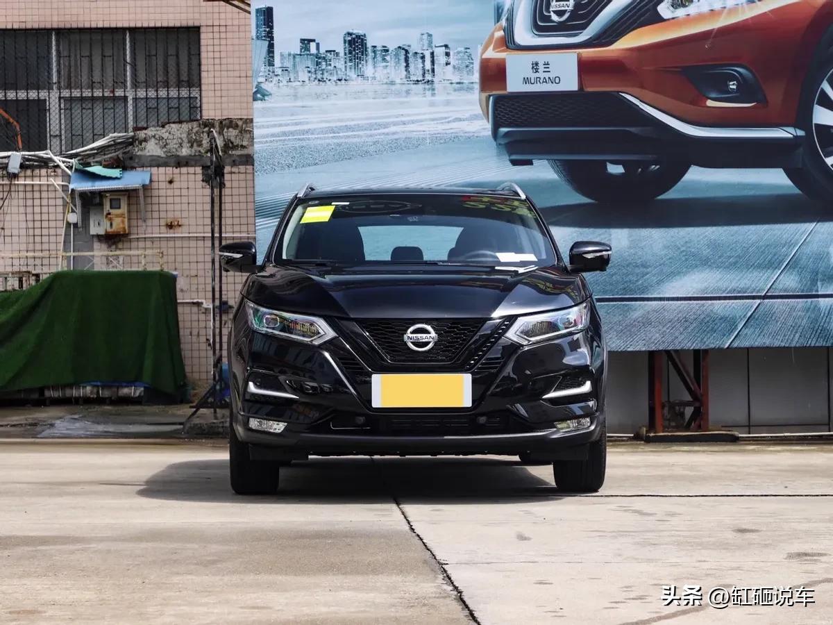 老款日产逍客全景天窗版,日产全新逍客天窗