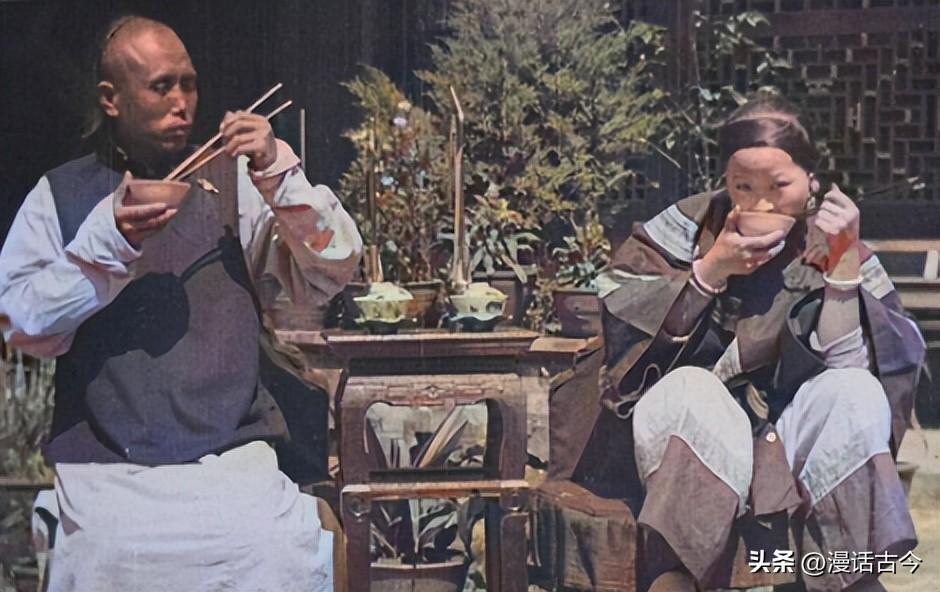 老照片纪实日军侵华战争残酷暴行,271张老照片再现日军侵华暴行