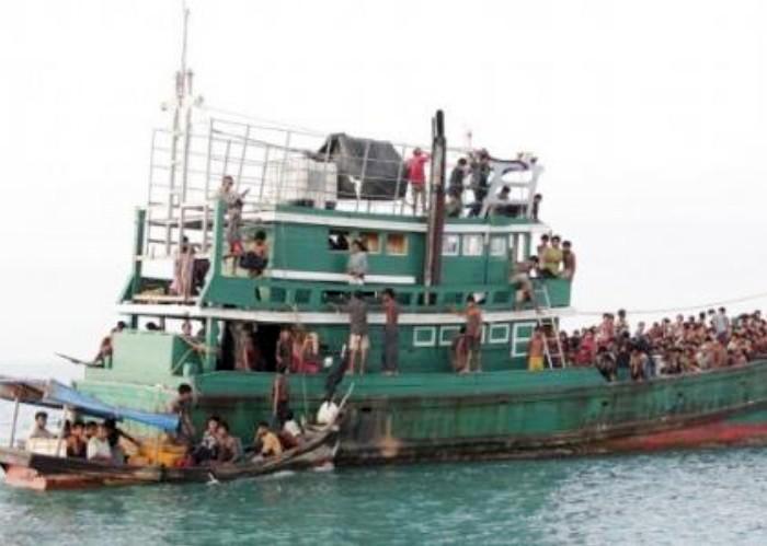 1942年，中国小伙潘镰落入大西洋，靠喝鸟血吃鲨鱼肉熬了133天