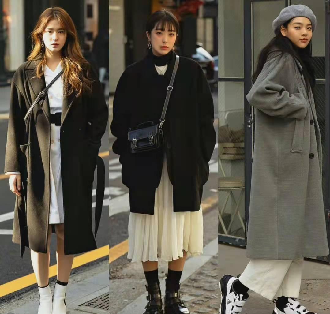 韩国穿搭街拍秋冬羊羔大衣,街拍韩国女孩穿搭示范
