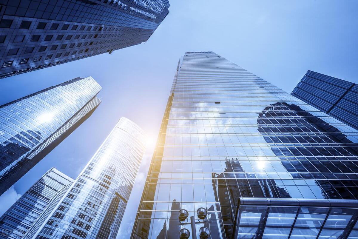 男子花1700元买到70万元奶粉后续,男子花1700买下价值70万奶粉