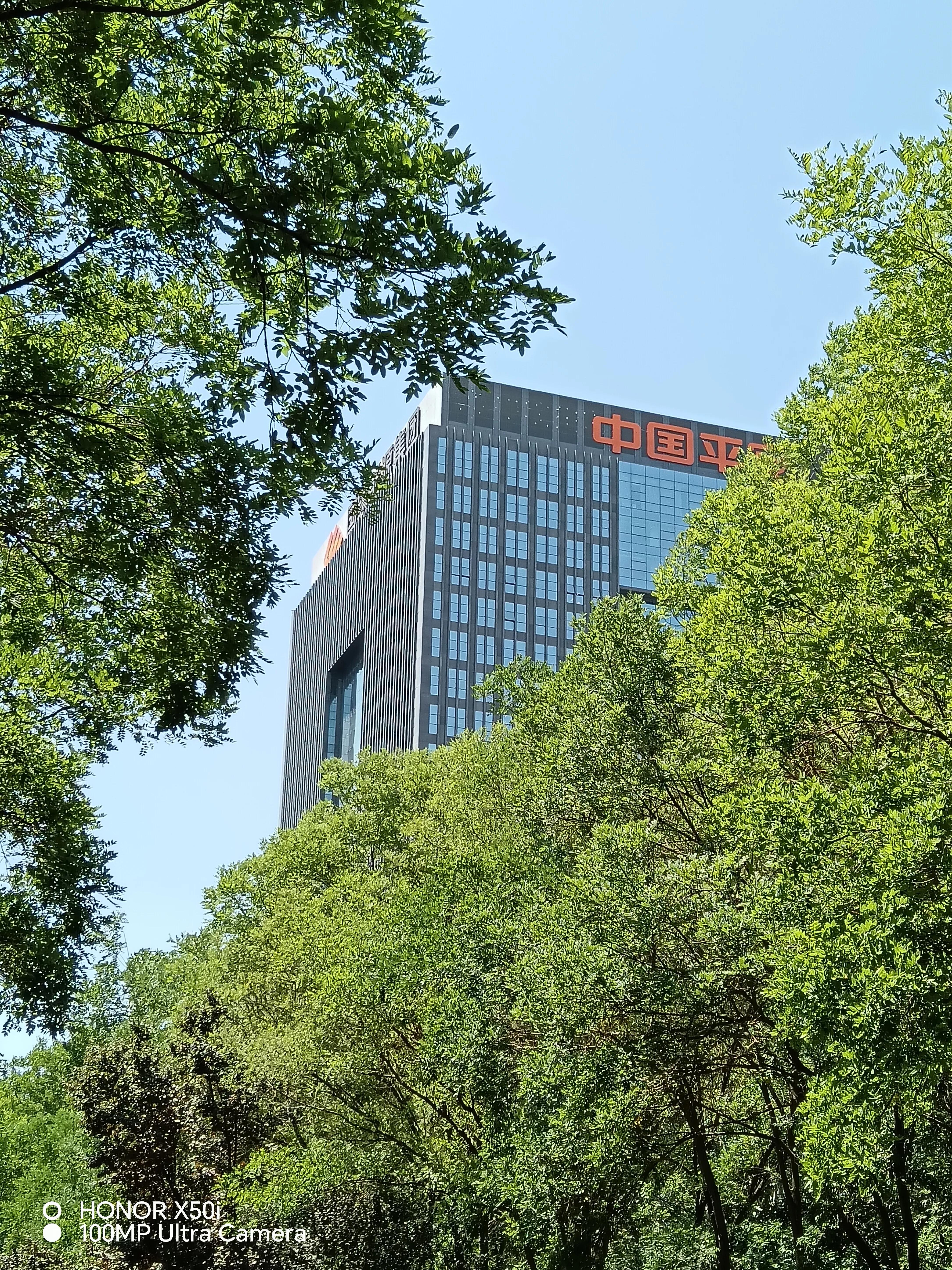 荣耀x50i拍照续航游戏测评,荣耀x50i像素好吗