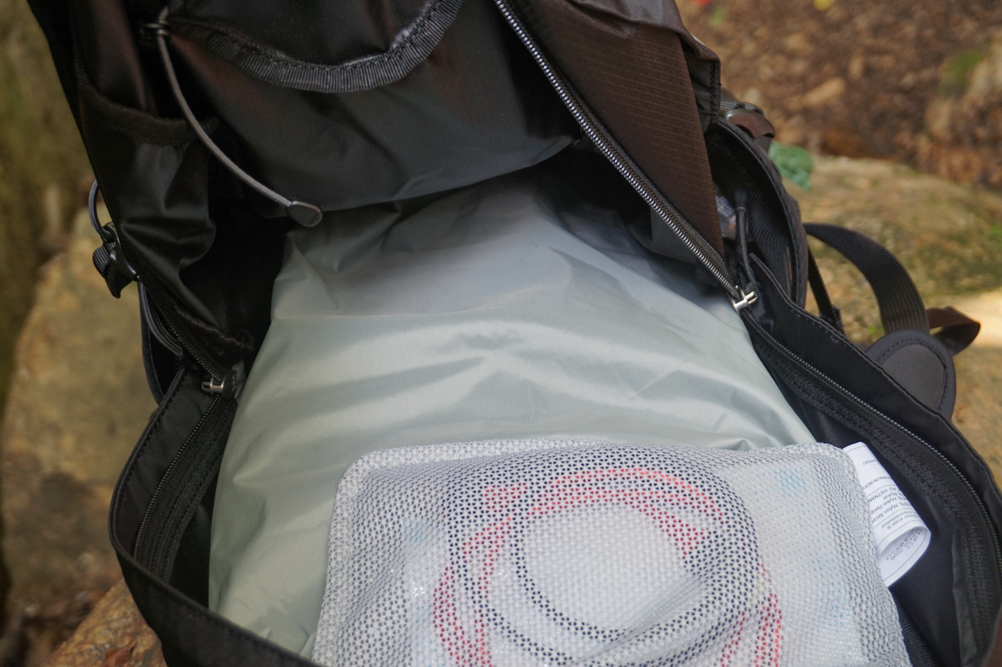 背包小鹰osprey,小鹰魔爪26背包功能详解