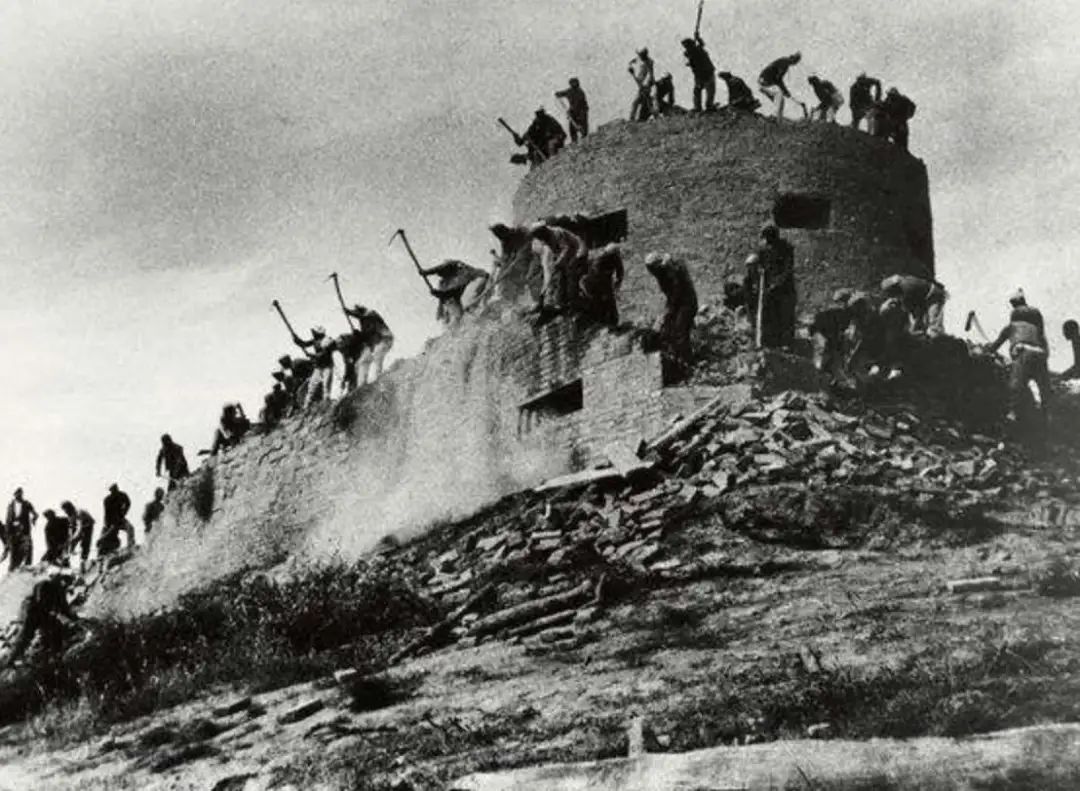 80年前我们曾经历过怎样的失望,80年前我们经历过怎样的绝望