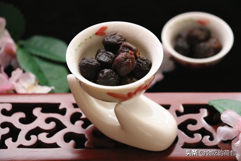 女人过了40岁要吃什么保健品,女人过了40岁要吃什么不容易老