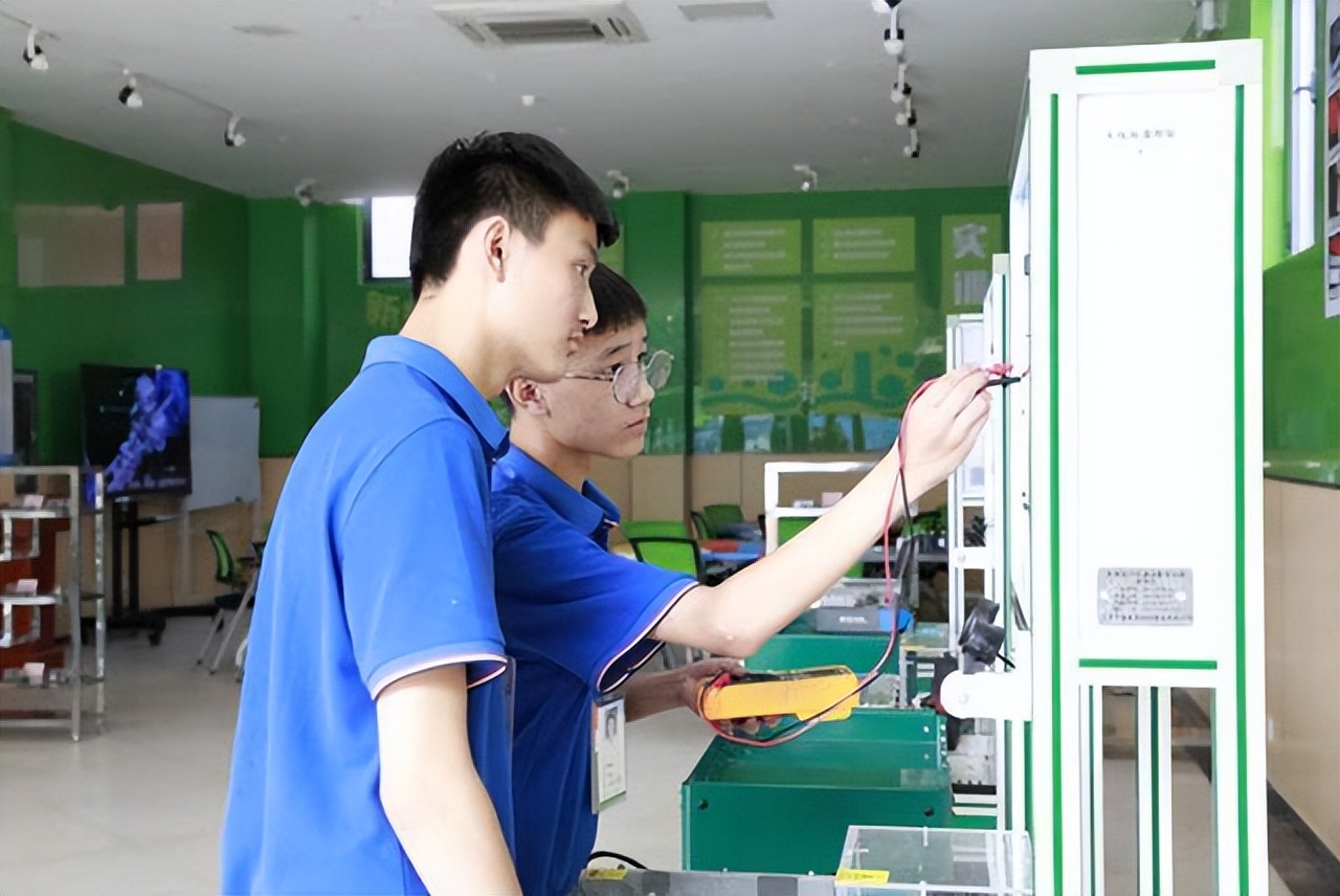 公共卫生与预防医学最吃香的专业,未来比较吃香的大学专业