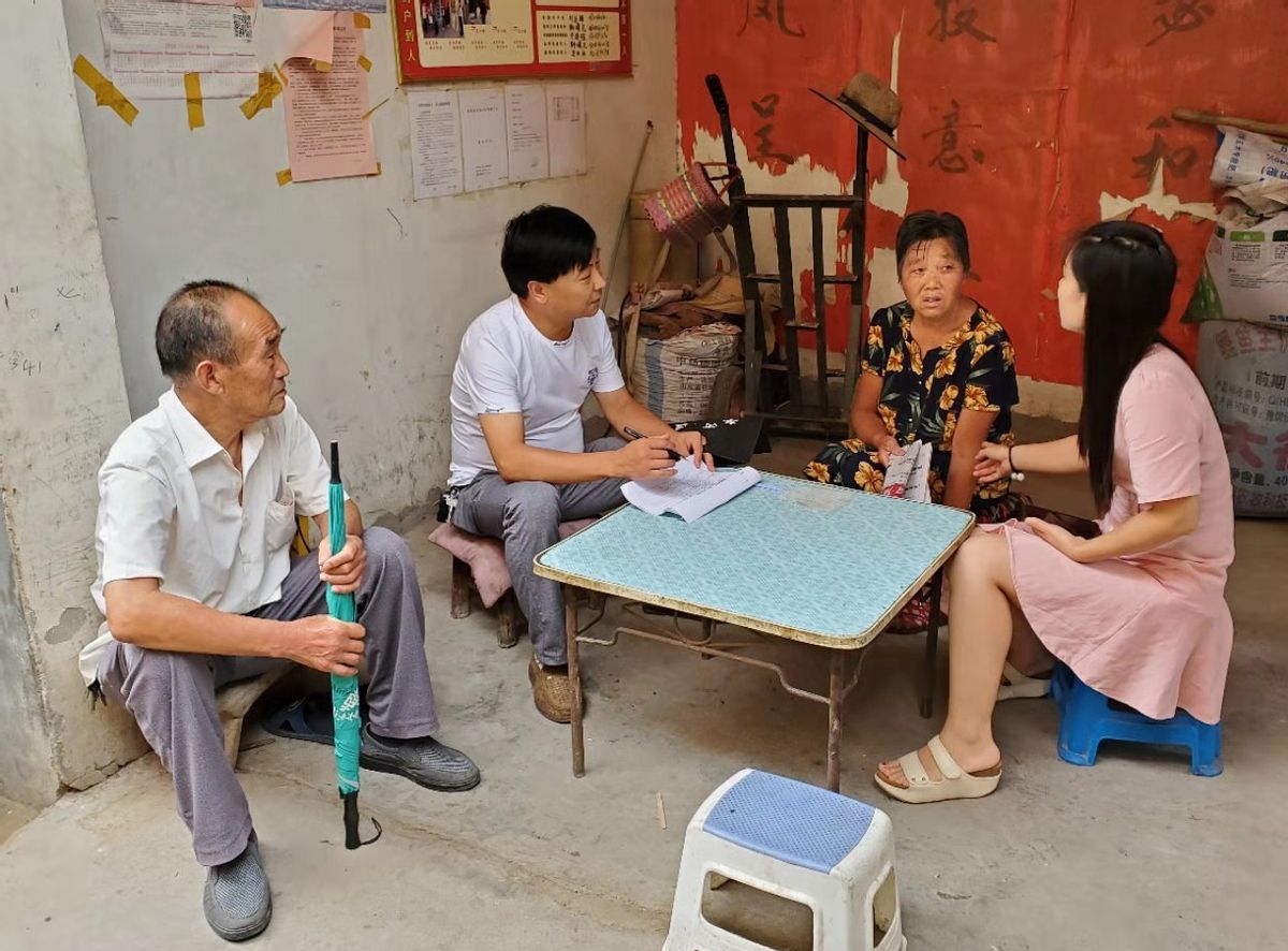 乡镇公务员真的不好考吗,乡镇公务员真的值得吗