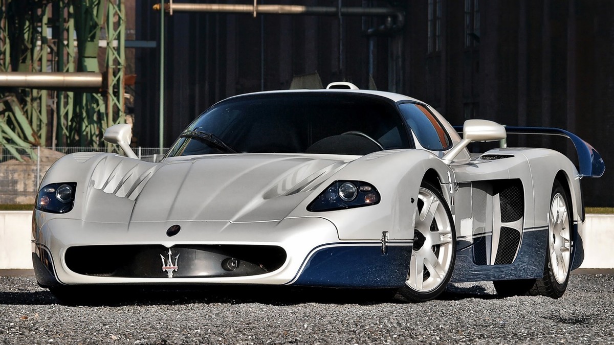 巴西内马尔豪车,巴西球星内马尔的豪车