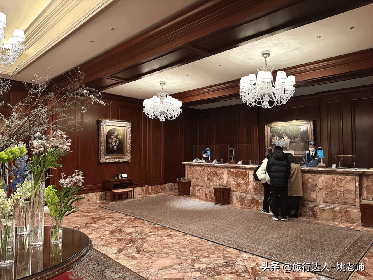 日本丽思卡尔顿酒店阴雨天高级感,大阪奢华酒店