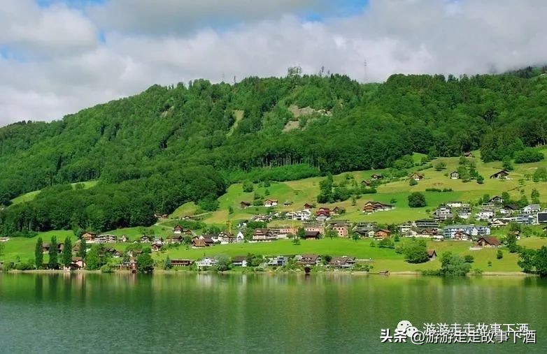 欧洲瑞士旅游线路,卢塞恩金色山口观光火车