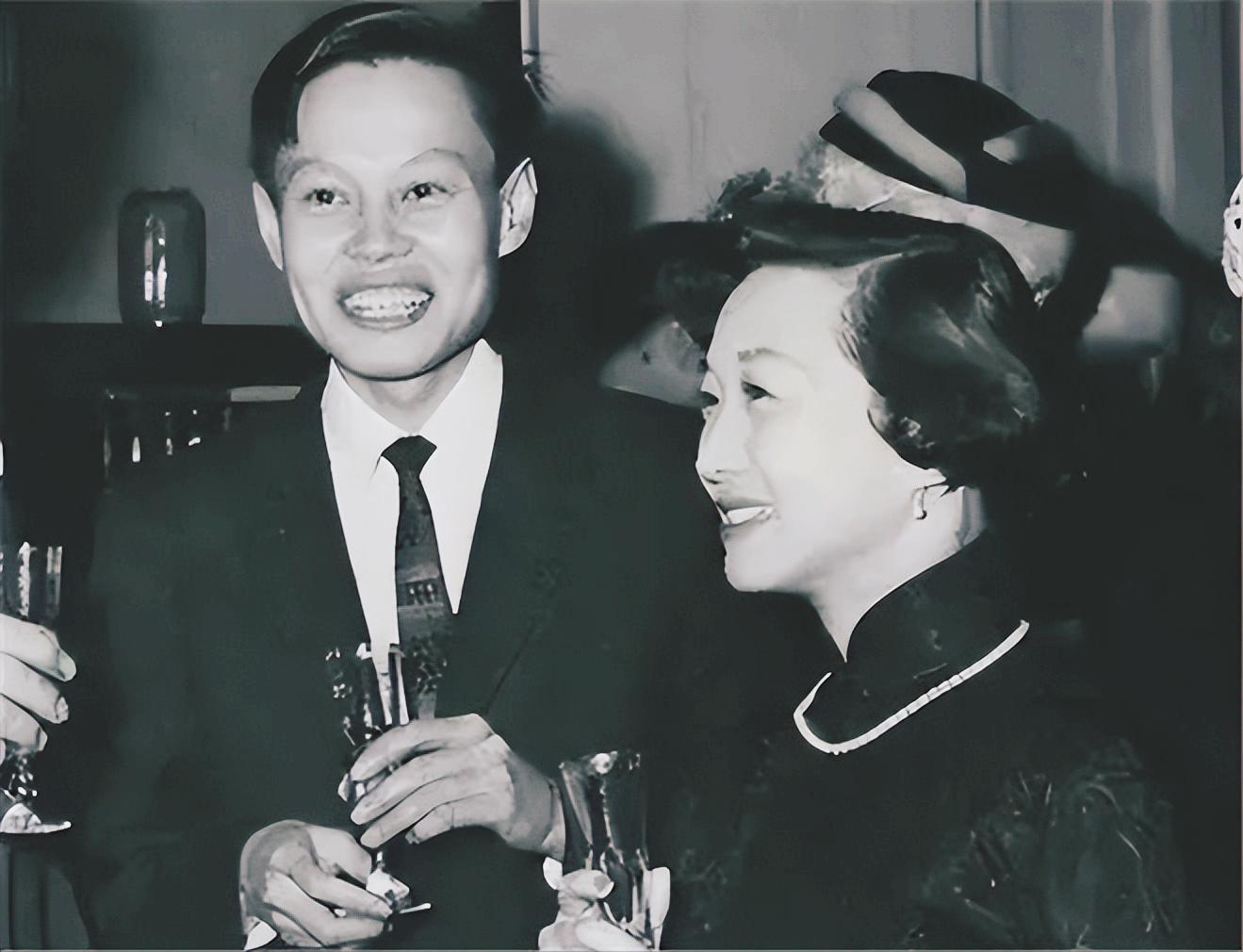 杨振宁有过两段婚姻,杨振宁人生中有几次婚姻