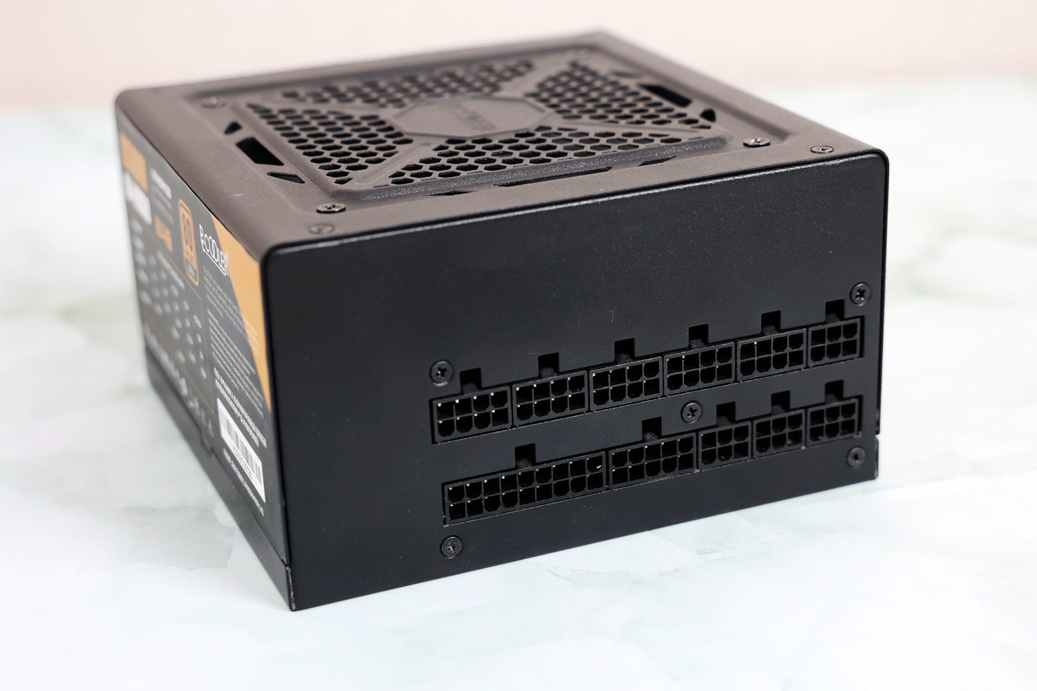 超频三gik850电源,七防芯超频三750w