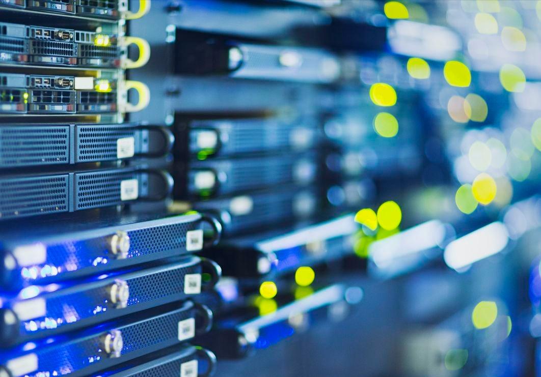 全球13台根服务器，美国10台中国1台没有，若被关闭服务怎么办？