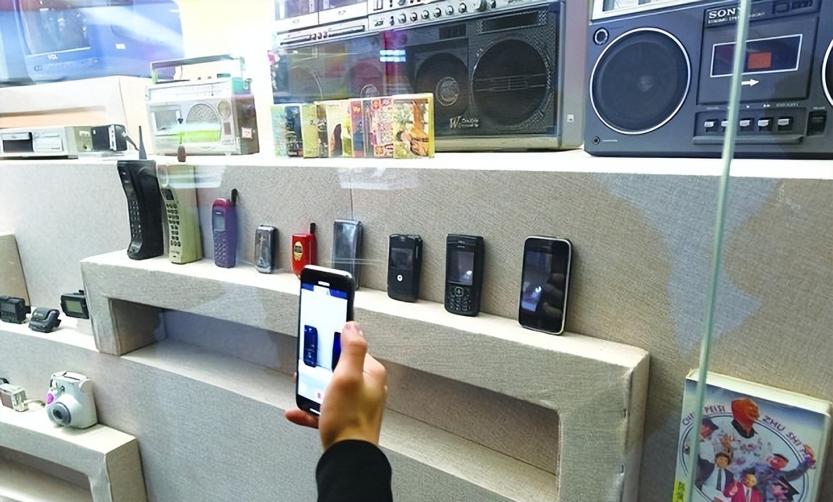 移动通信的发展史简述三个阶段,移动通信的发展史简介