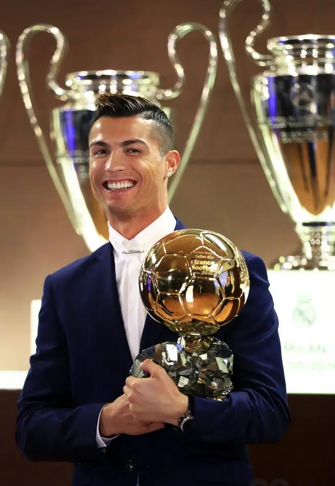 看完这20张照片,才明白为何他是这个星球最牛的运动员…