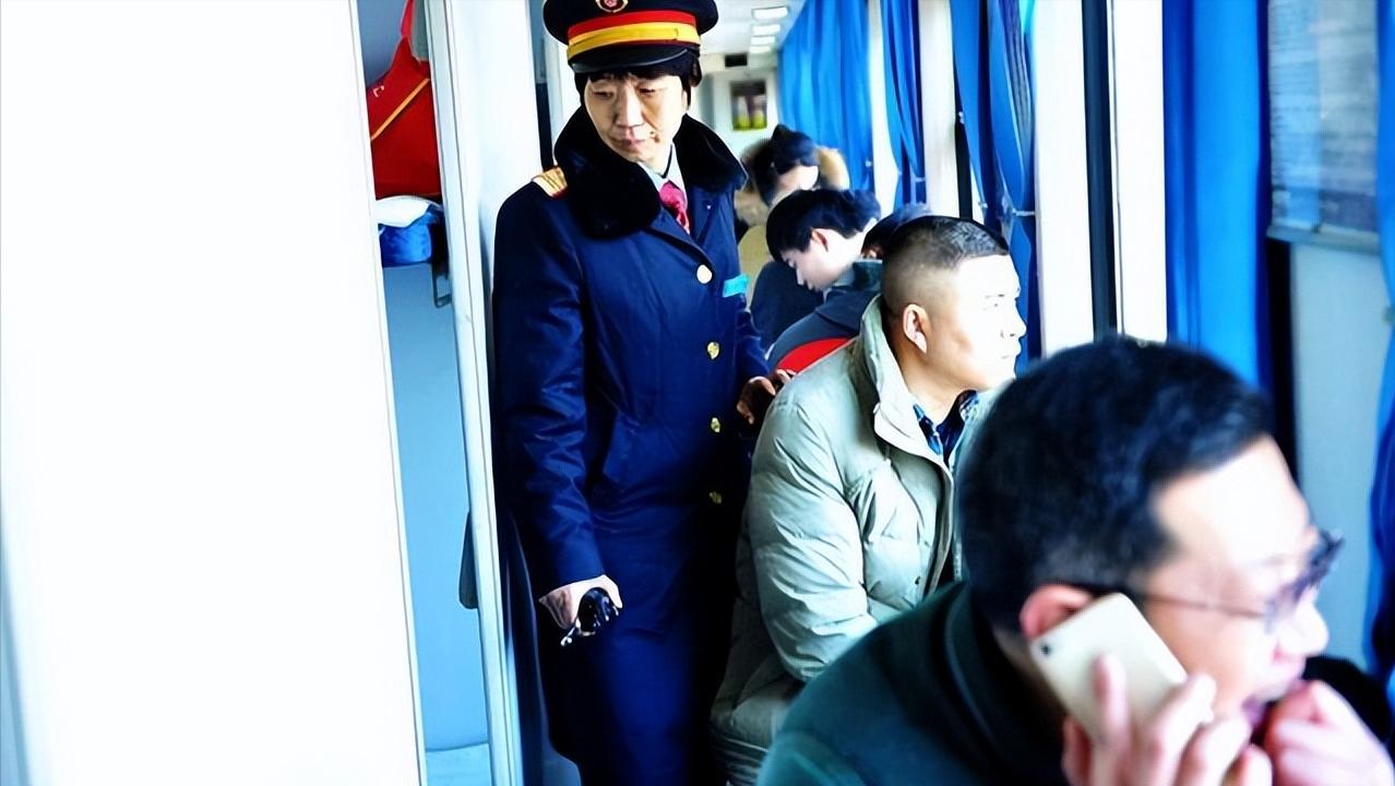 火车上铺可以改签成下铺吗？这几个有效方法可尝试，含线上和线下