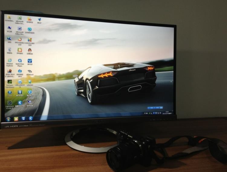 电脑小白如何挑选一款好的显示器,电脑显示器怎么选择比较好