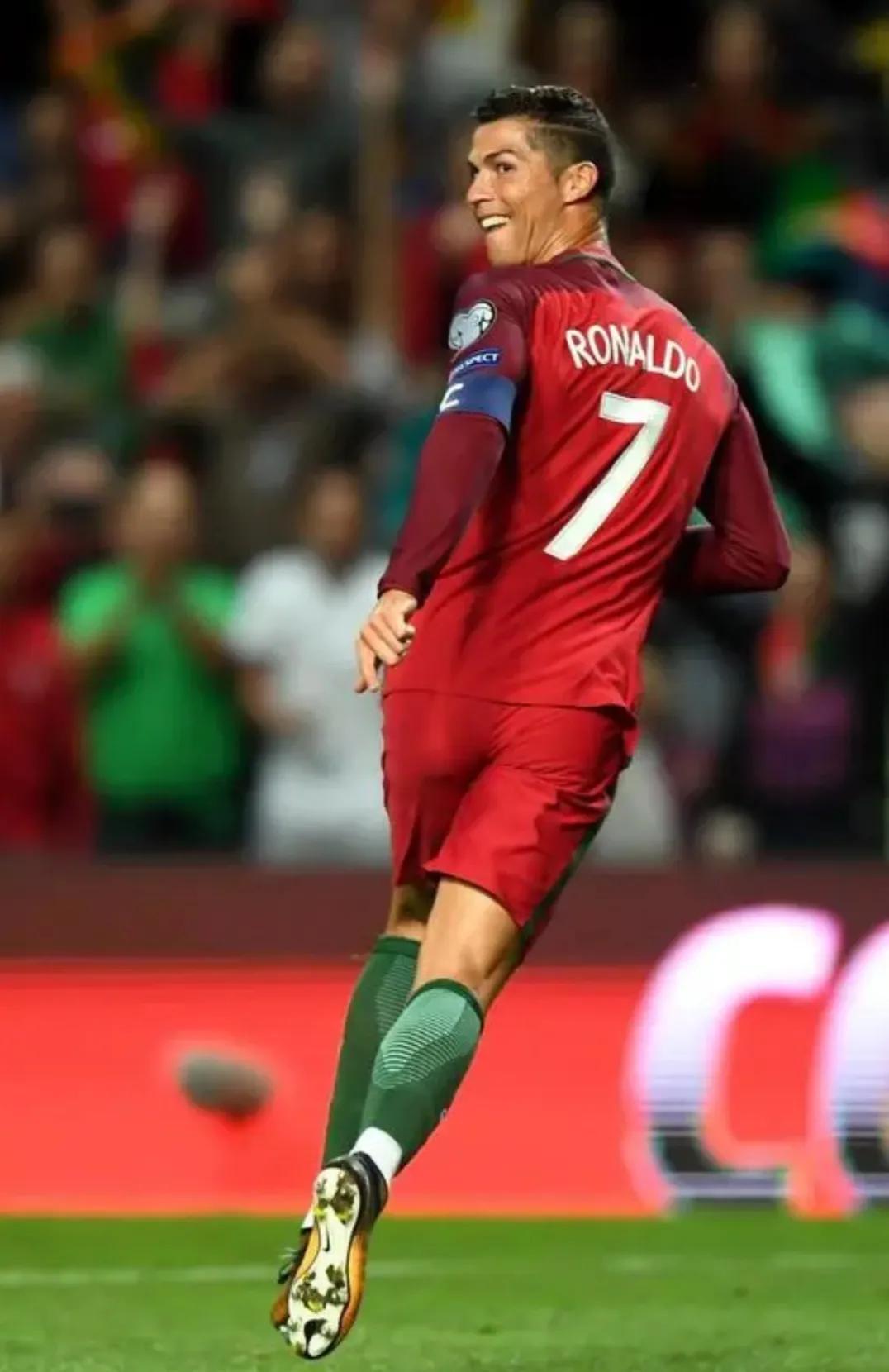 绝代双骄c罗纪录片完整版,绝代双骄c罗纪录片