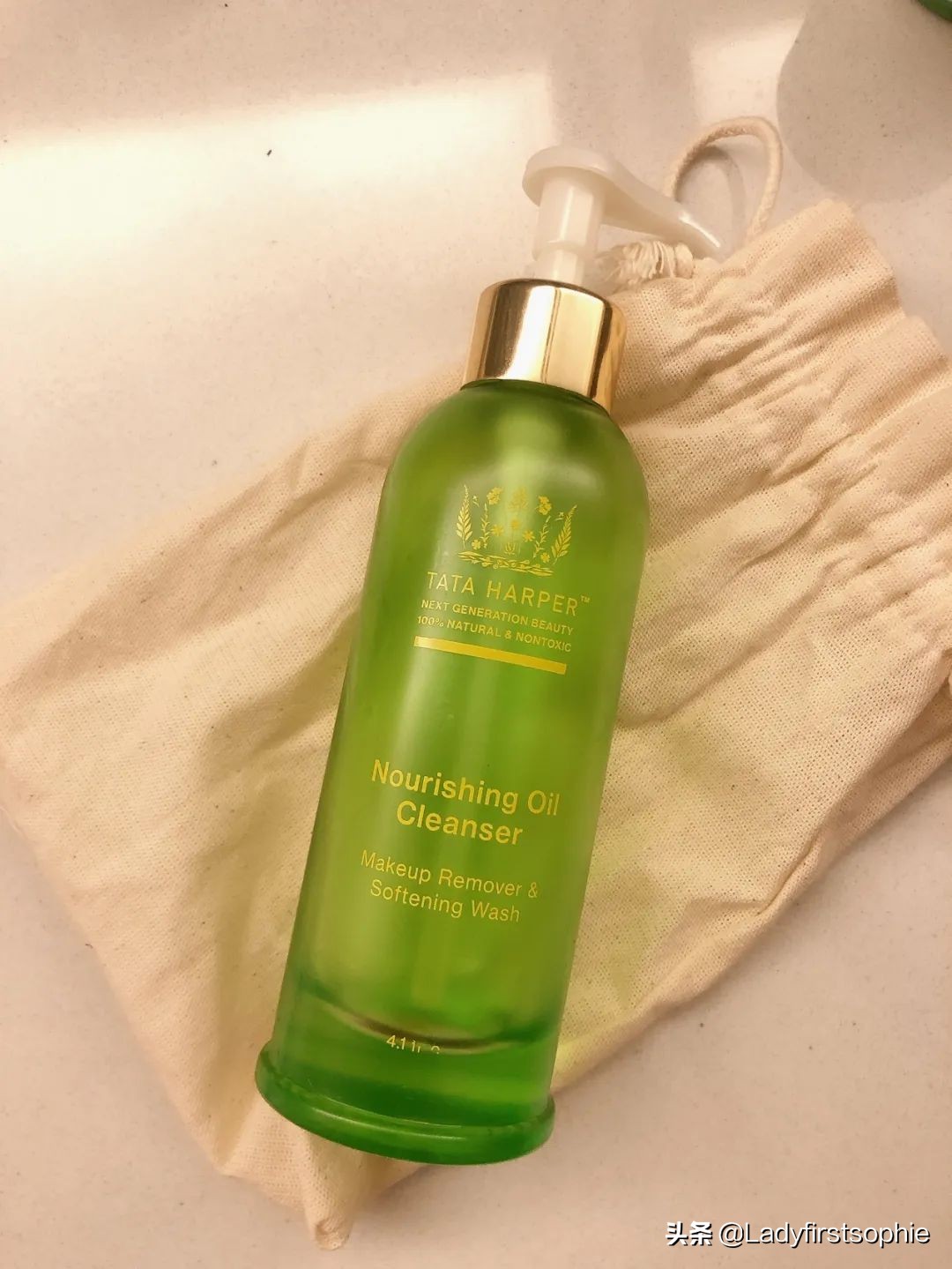 性价比超级高的防晒产品来看看,性价比高抗老护肤品推荐