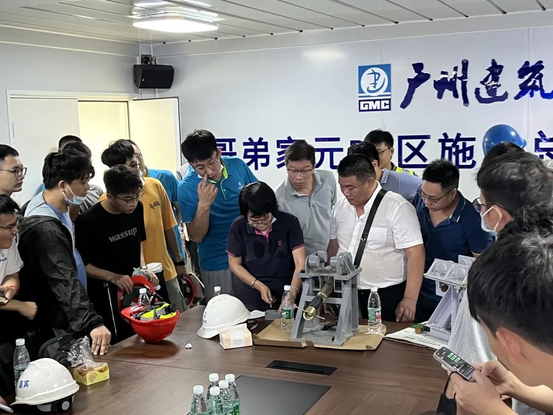 棰嗗垱妯℃灦,棰嗗垱鐖灦