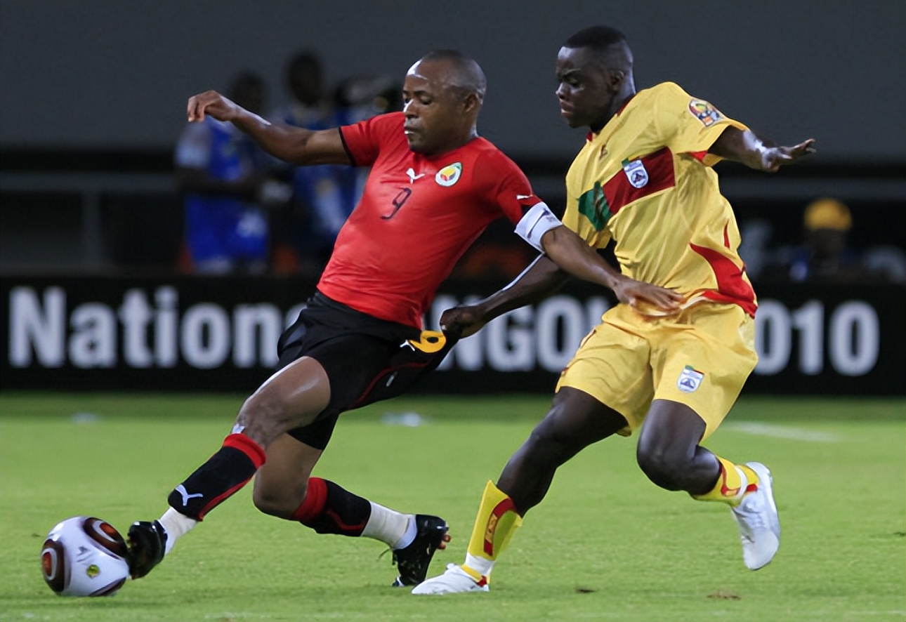 沙滩足球青岛,外交视界一百国旅行记