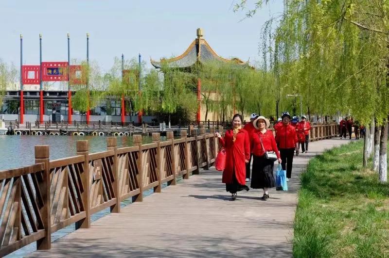 老科协喜迎二十大演唱会掠影,大荔县老科协