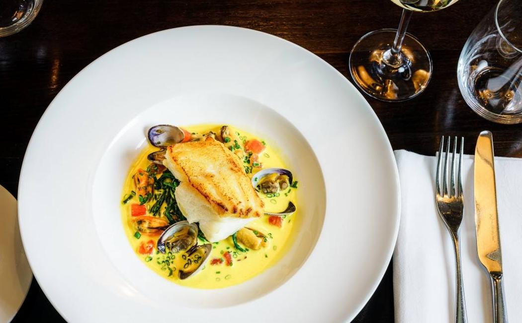 别emo了吃喝才是正事有关美食的文案