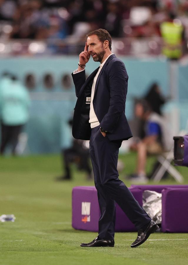 英格兰VS威尔士，兄弟阋墙，三喵大哥全力争取小组第一