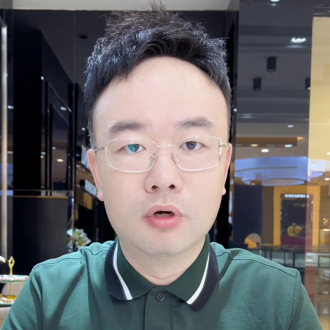 叔叔要为阿姨实现愿望“玛瑙石”如何变身新戒指的经典改...