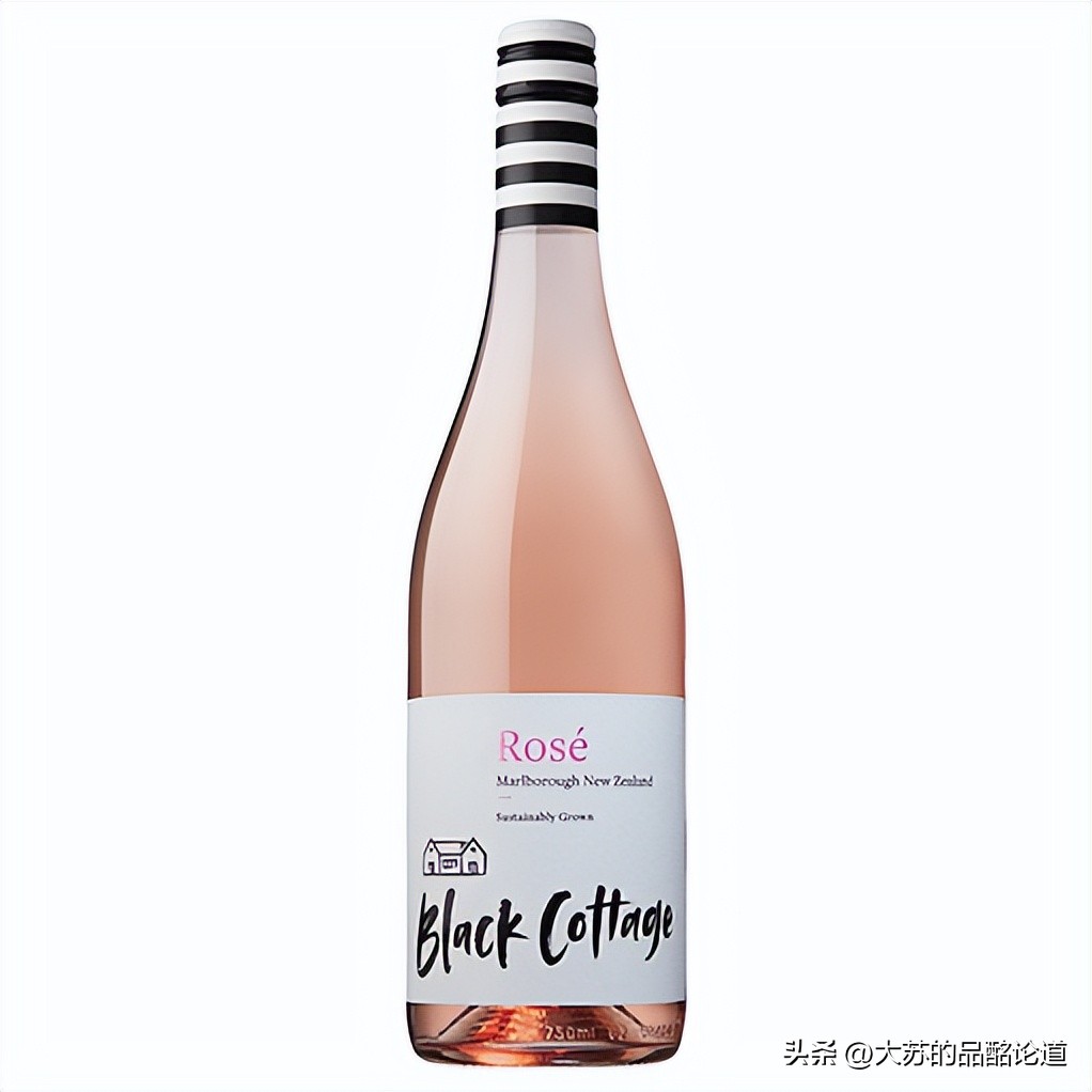 性价比高的葡萄酒平民型,世界十大最贵红葡萄酒黑皮诺