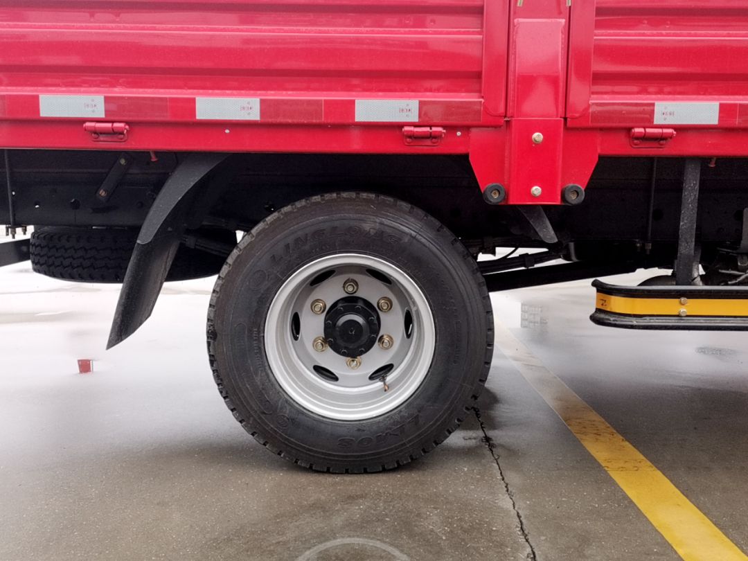 十堰龙信二手车市场雅阁,十堰龙信国际汽车城二手车直播