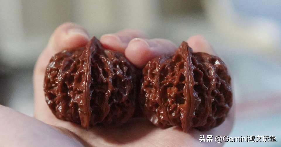 新入手的龙纹桃核手串怎么盘玩,桃核如何盘玩最好