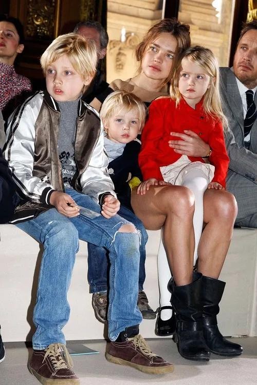 天上掉下个“壕姐姐”:LV太子妃找到失散24年的亲妹,带她豪华游