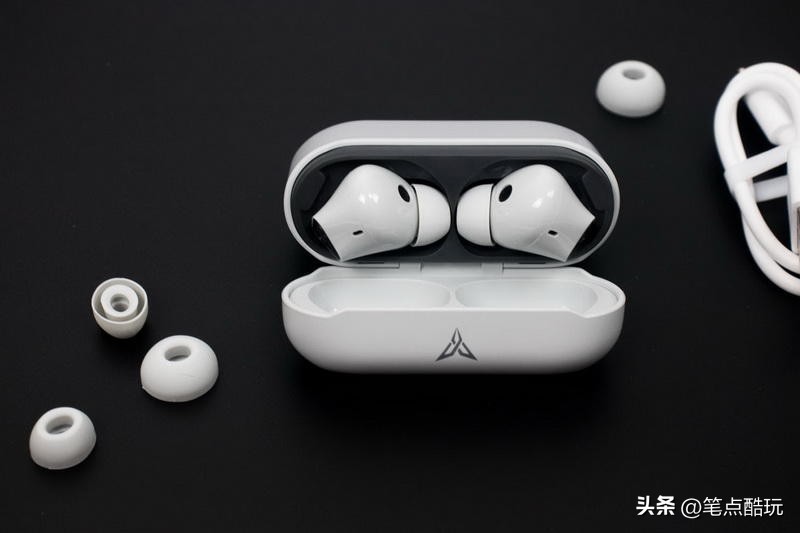 打吃鸡专用耳机有三种选择,吃鸡听声辨位无线耳机