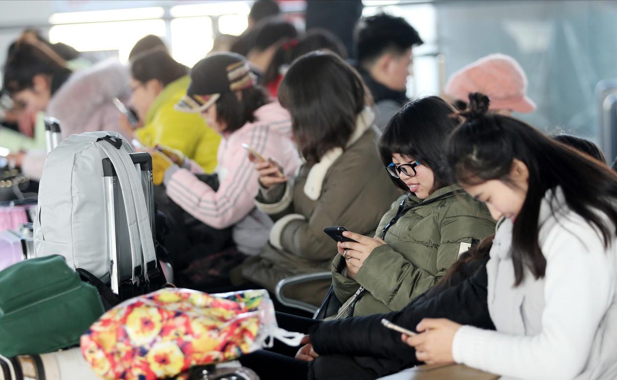 年轻人沉迷奶嘴乐,年轻人沉迷游戏危害