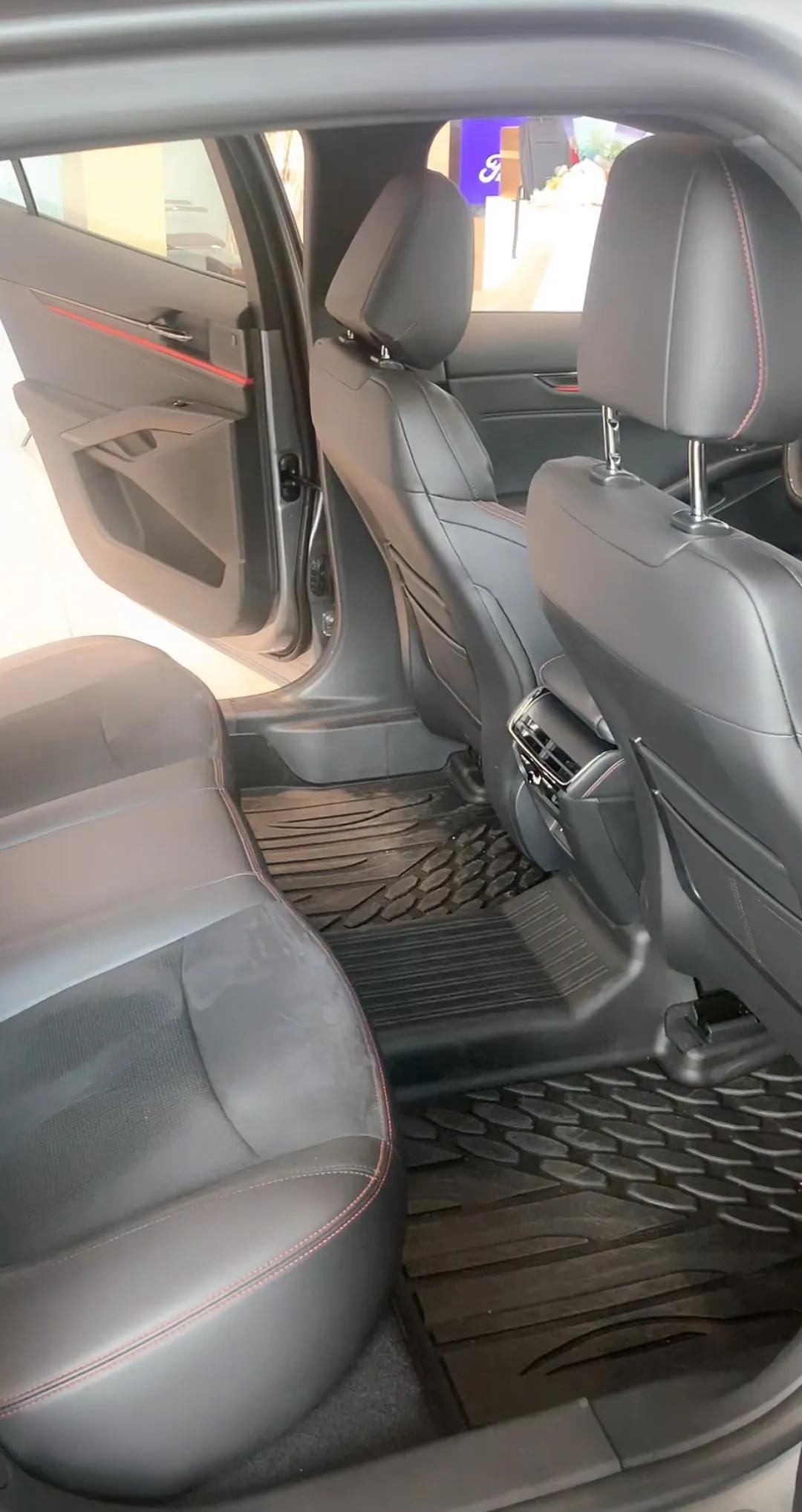 老款蒙迪欧这车怎么样,新蒙迪欧怎么样