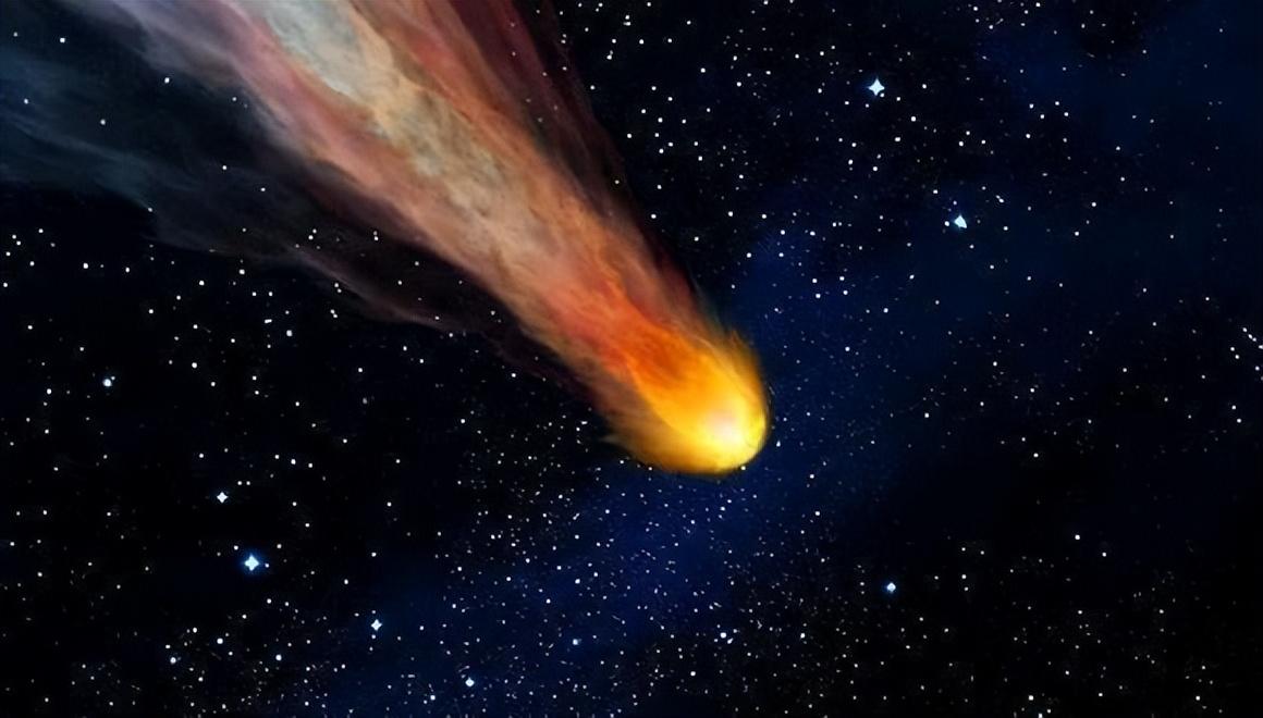 成都惊现不明飞行物原视频,在成都街头偶遇歼20低空飞过