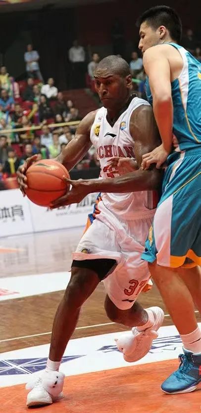 nba球星奇葩签名球鞋,nba奇葩鞋子