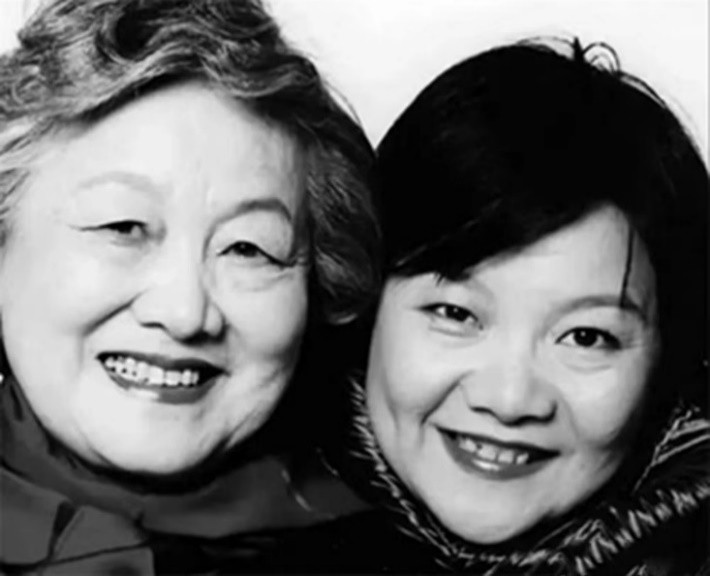 洪晃名门痞女年轻时候,名门女人洪晃完整版