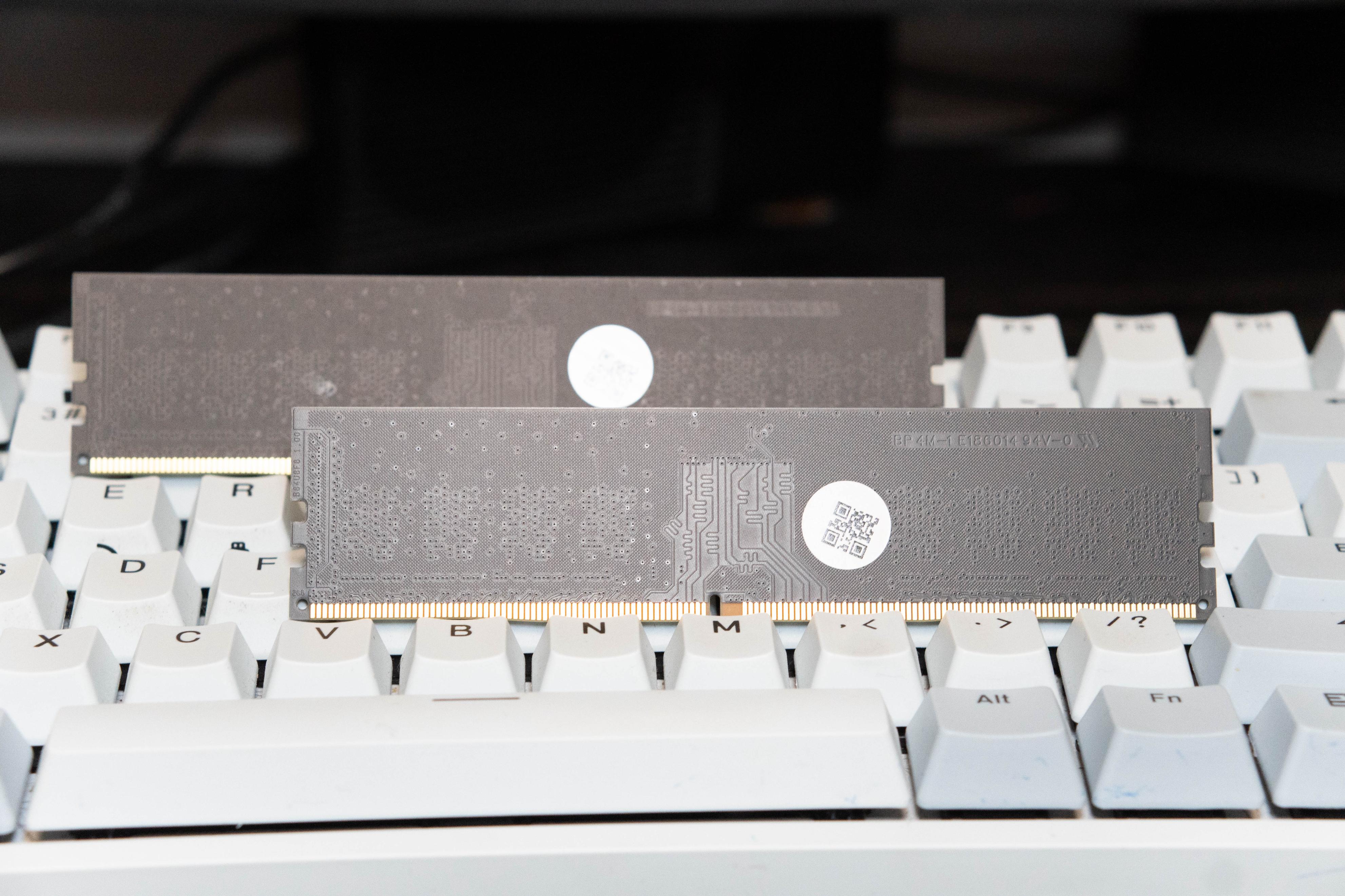 电脑黑屏进不去bios也进不去系统,内存有问题电脑进不去bios