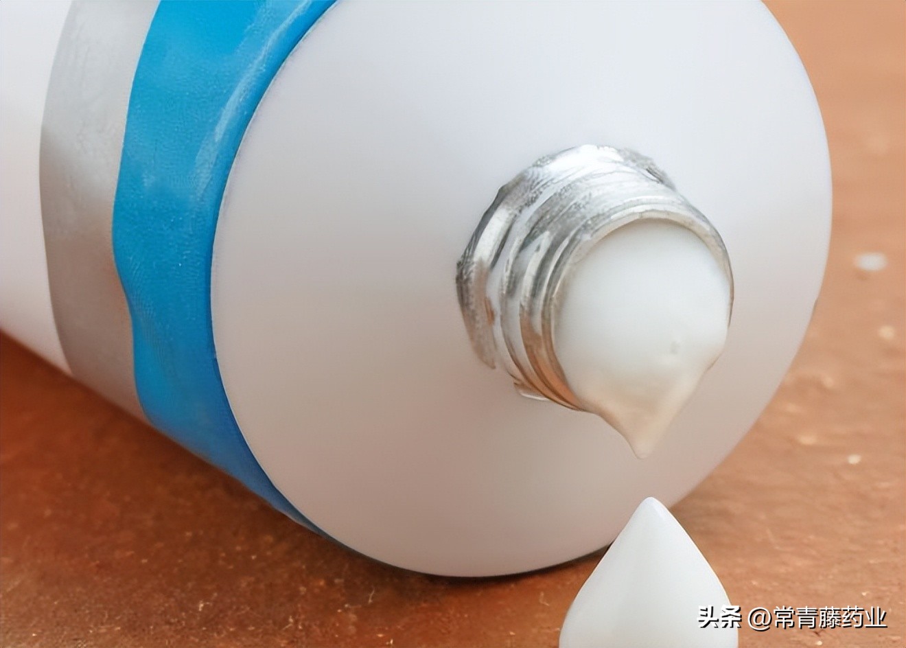 祛痘外用维a酸药物,治痘痘维a酸胶囊