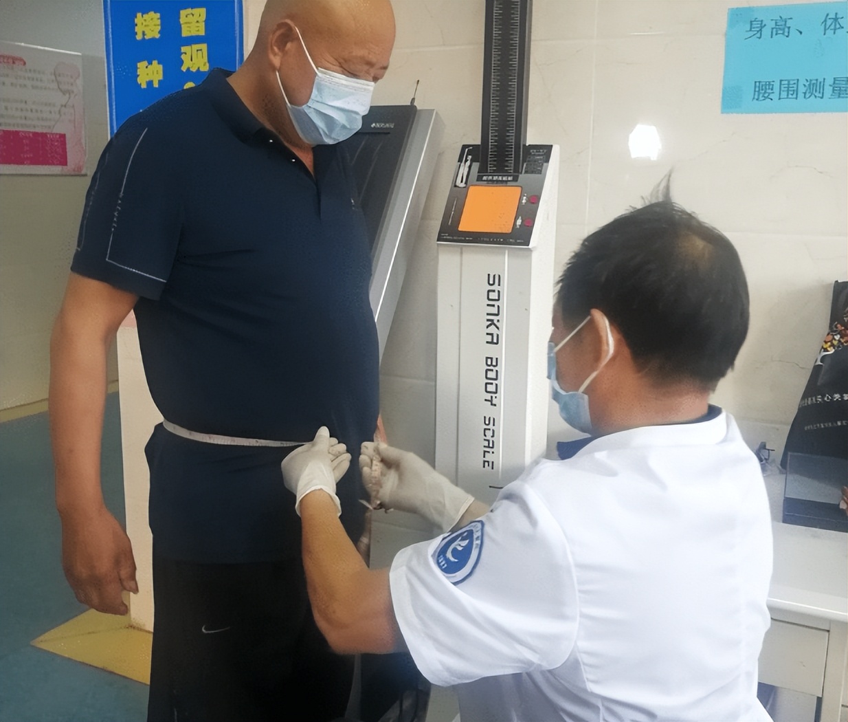 胸口中间刺痛几秒然后消失,胸口有时像针刺痛几秒