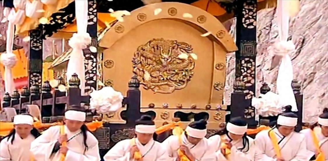 古代妃子安葬时为何会采取封闭肛门的做法，这体现了古人的智慧