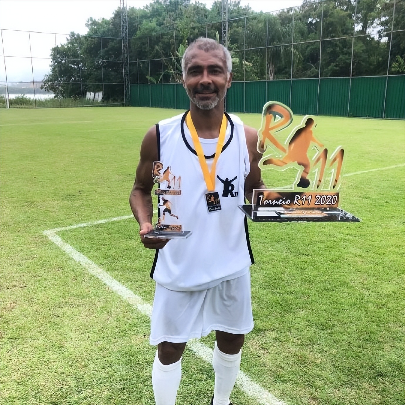 罗马里奥晚年踢球,罗马里奥老年