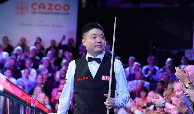 侵华日军*行暴**照片，女子为活命，脱下衣服让日本人拍摄*辱侮**