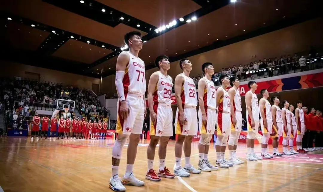 亚预赛中国男篮vs日本男篮赵继伟,中国男篮vs伊朗吴前三分