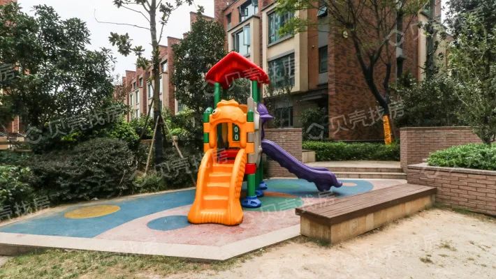 南京小区业主反馈问题,南京楼盘业主怒怼物业